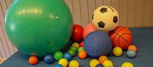 Ballspielen erlaubt | Kindertagesstätte Zwappel Solingen Wald